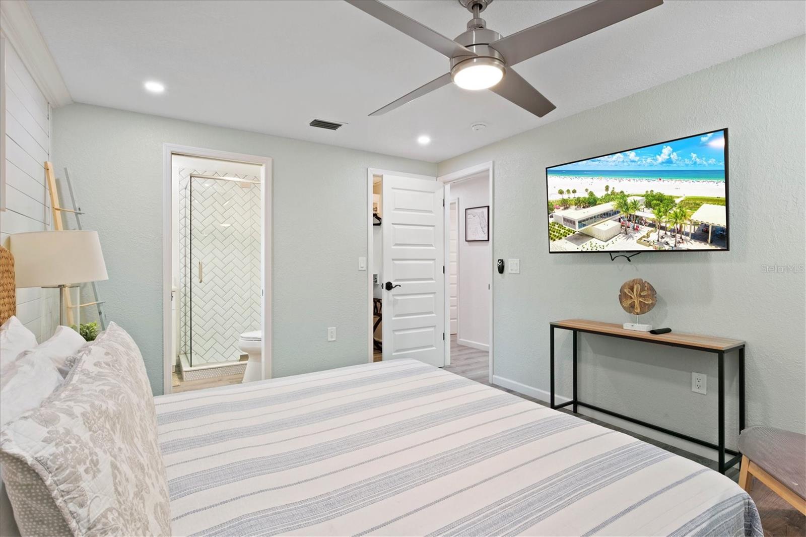 WEST WIND SHORES - Residential Income