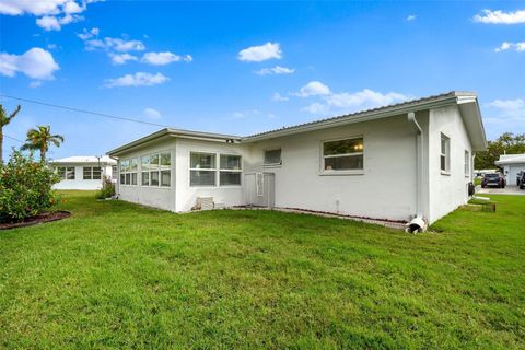 A home in SEMINOLE