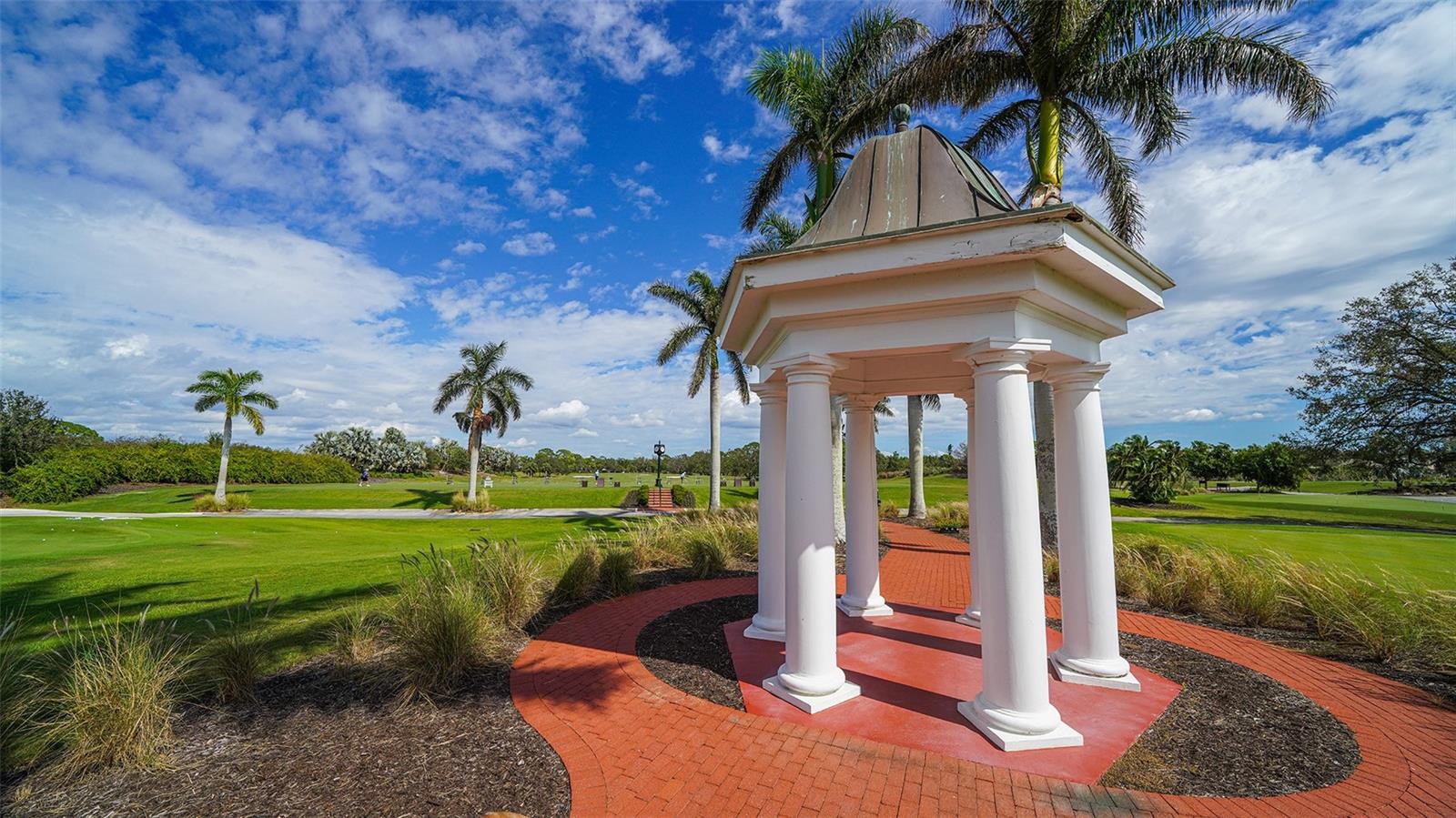 BISHOPSCOURT AT THE OAKS PRESERVE - Residential