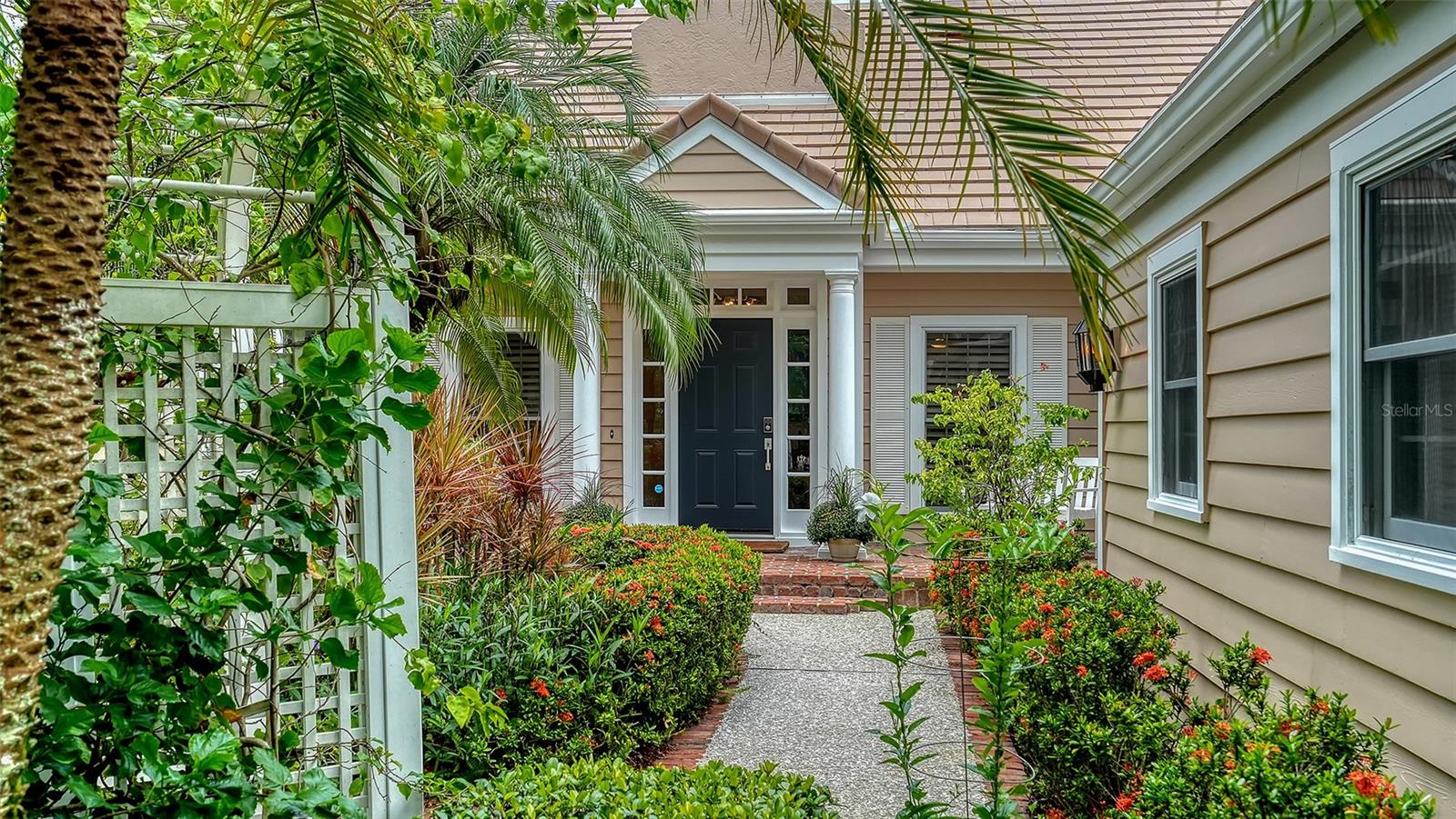 BISHOPSCOURT AT THE OAKS PRESERVE - Residential