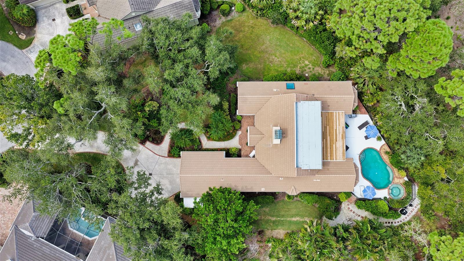 BISHOPSCOURT AT THE OAKS PRESERVE - Residential