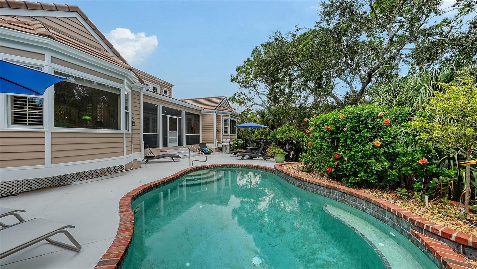 BISHOPSCOURT AT THE OAKS PRESERVE - Residential