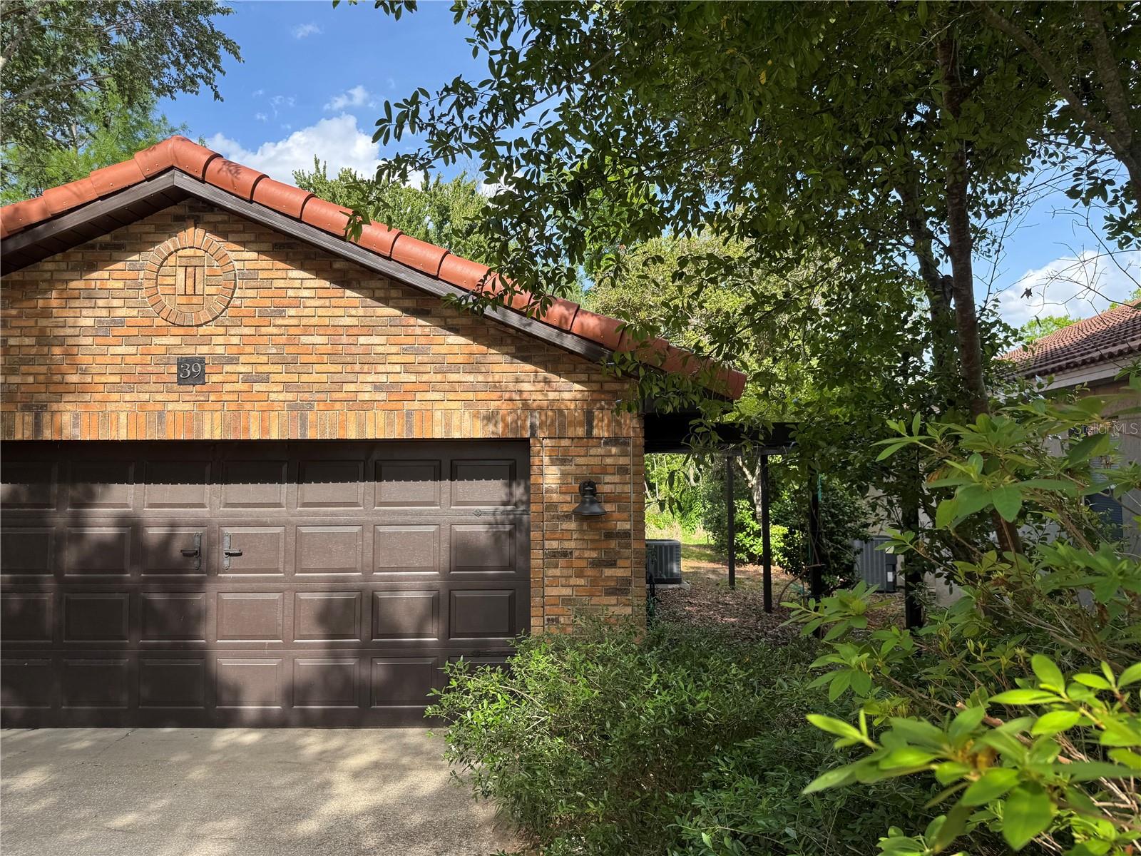 EUSTIS HARBOR ISLAND VILLAS - Residential