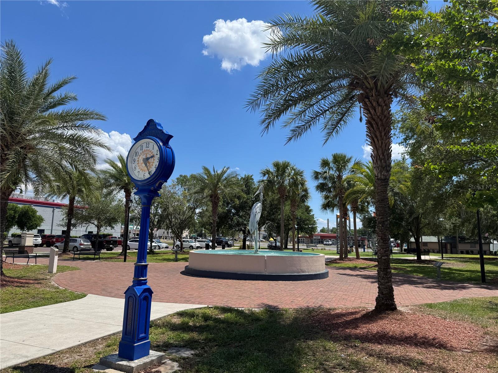 EUSTIS HARBOR ISLAND VILLAS - Residential