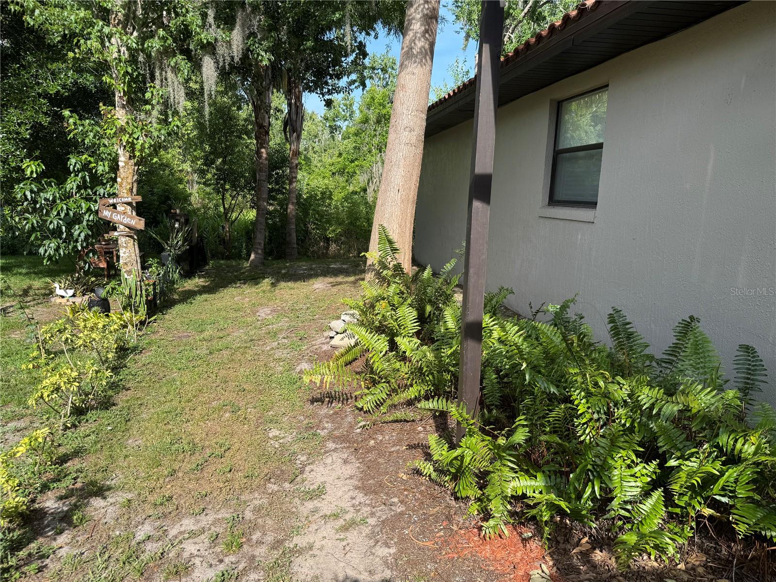 EUSTIS HARBOR ISLAND VILLAS - Residential
