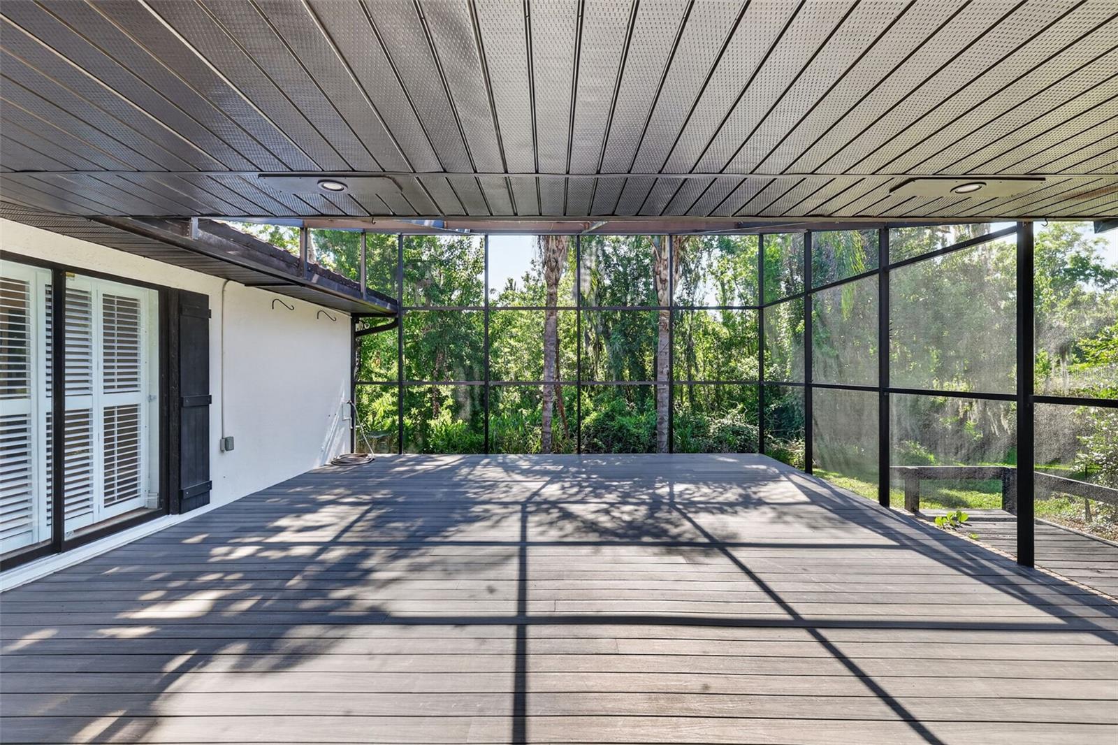 EUSTIS HARBOR ISLAND VILLAS - Residential