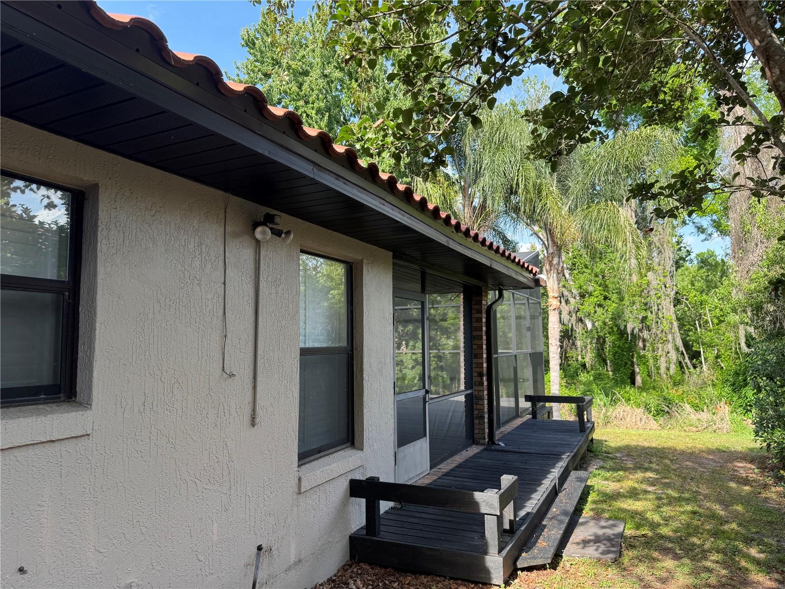 EUSTIS HARBOR ISLAND VILLAS - Residential