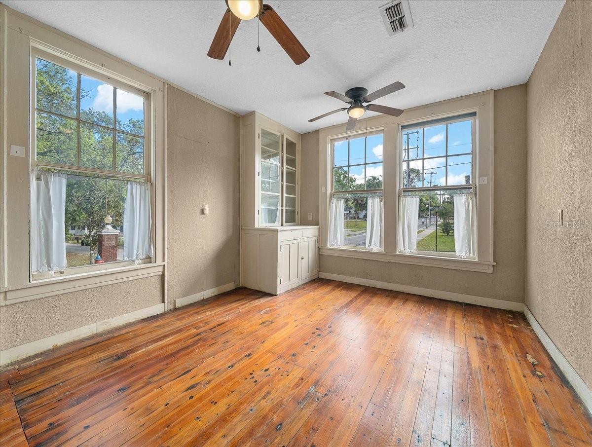 REARDON MIDDLE TOWN LTS - Commercial Sale