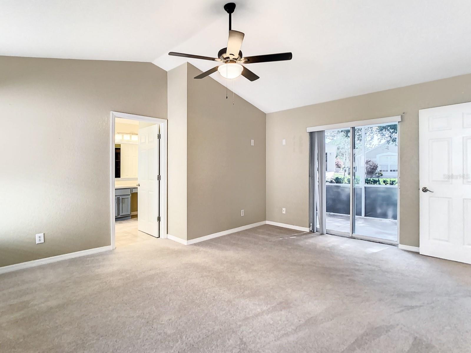 HEMINGWAY PLACE PH 02 - Residential Lease