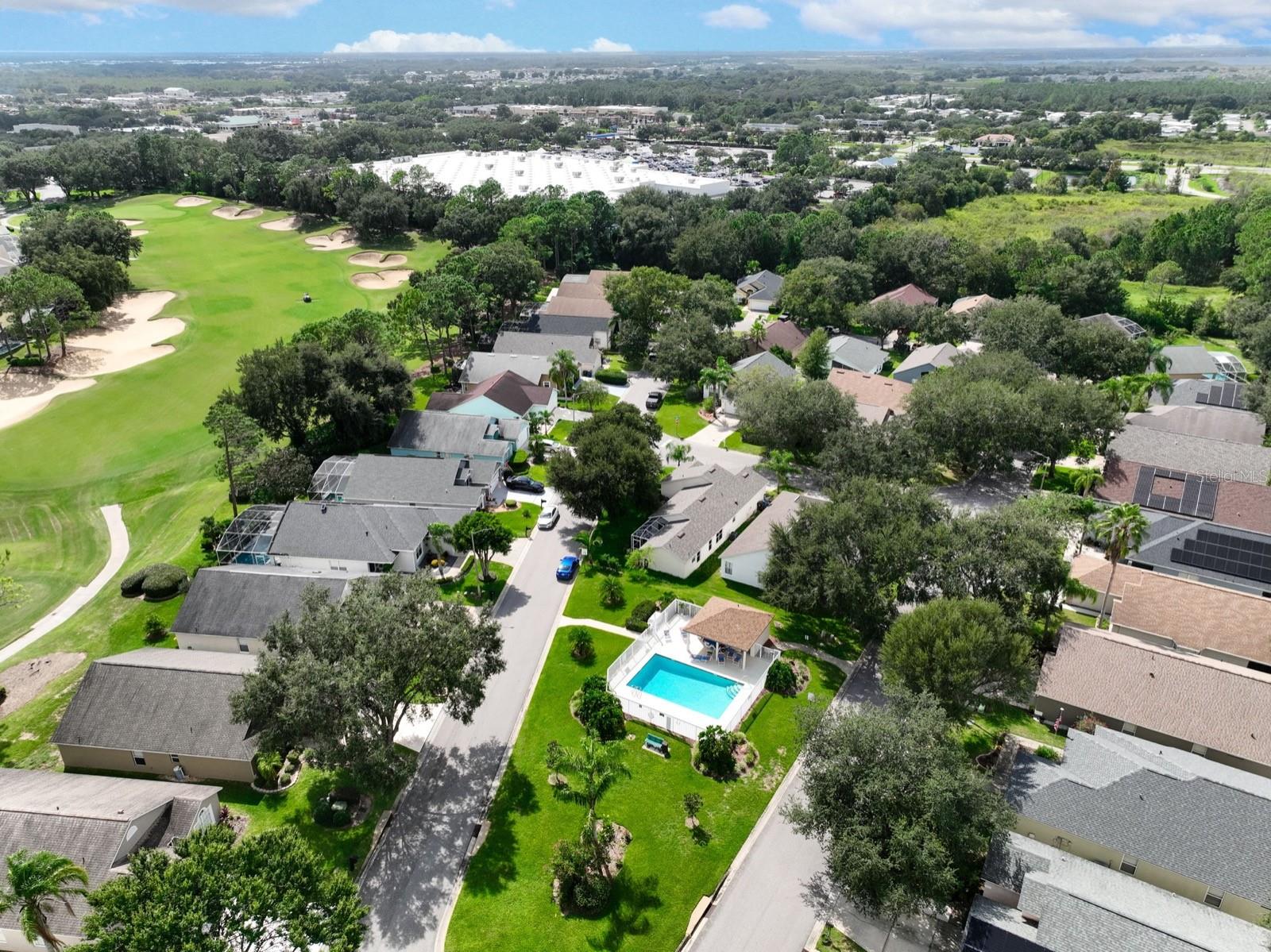 HEMINGWAY PLACE PH 02 - Residential Lease