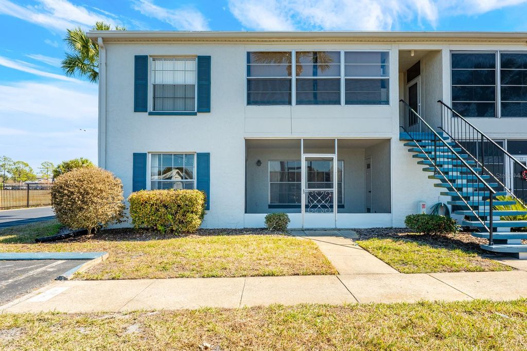 Photo of 1026 N Plantation Drive #B14, Kissimmee, FL 34741 (MLS # O6381666)