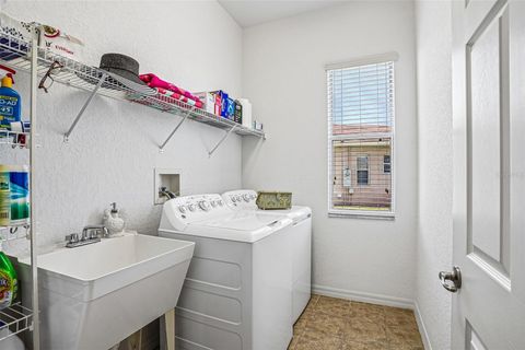 Tiny photo for 5116 Neptune Circle, Oxford, FL 34484 (MLS # G5111837)