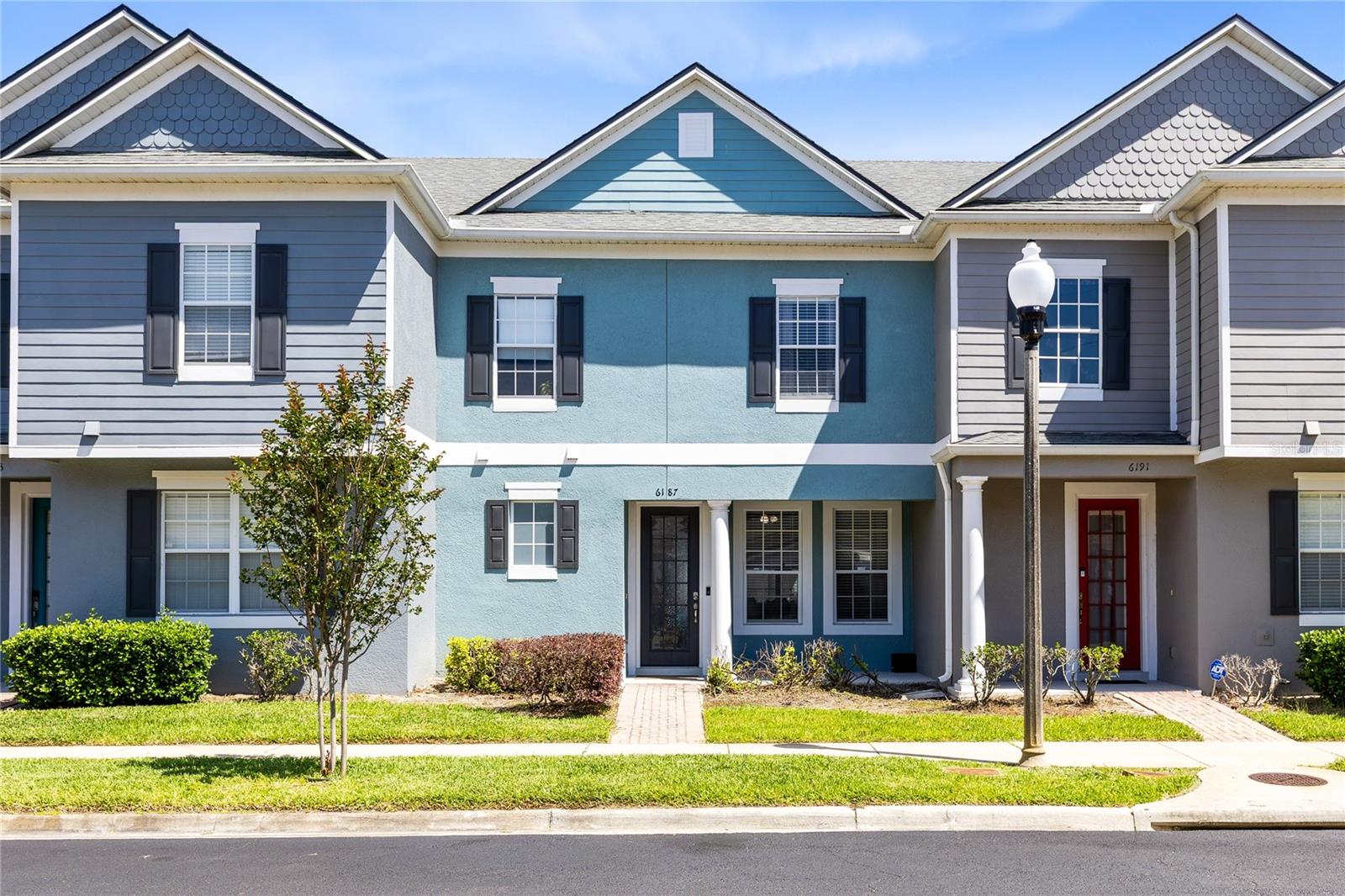 LEE VISTA SQUARE - Residential