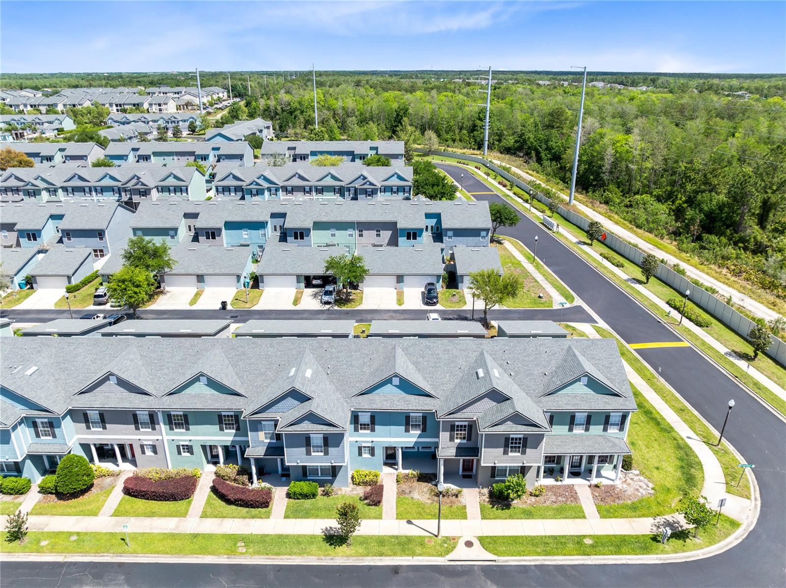 LEE VISTA SQUARE - Residential