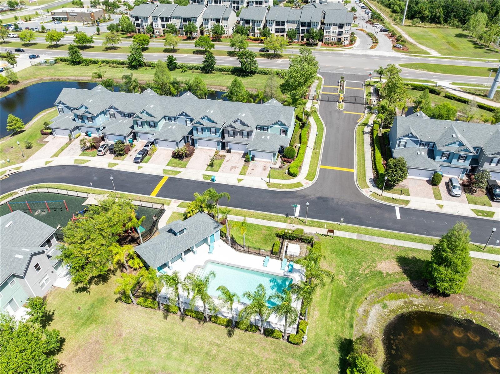 LEE VISTA SQUARE - Residential