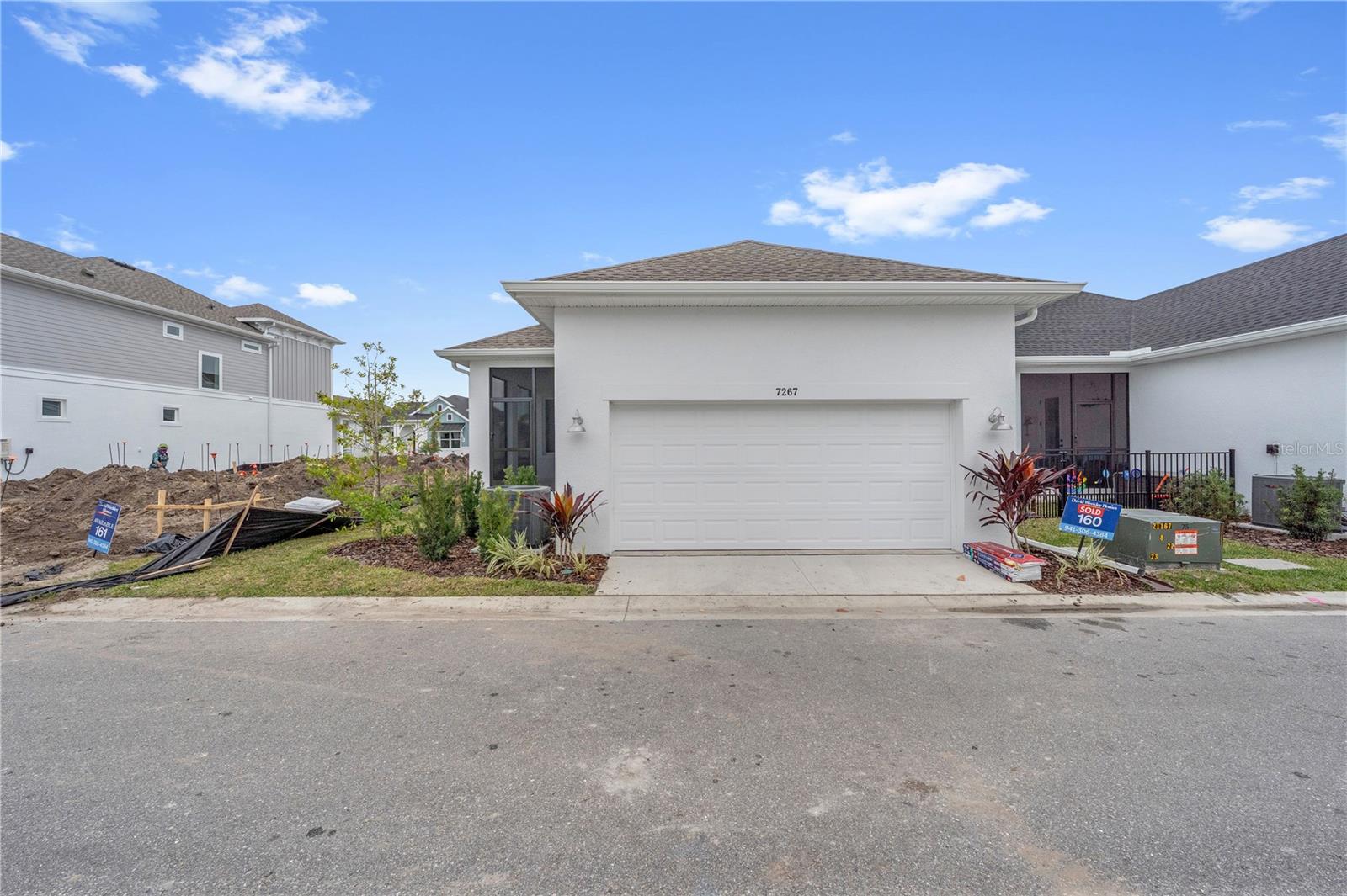 EMERALD LANDING AT WATERSIDE - Residential Lease
