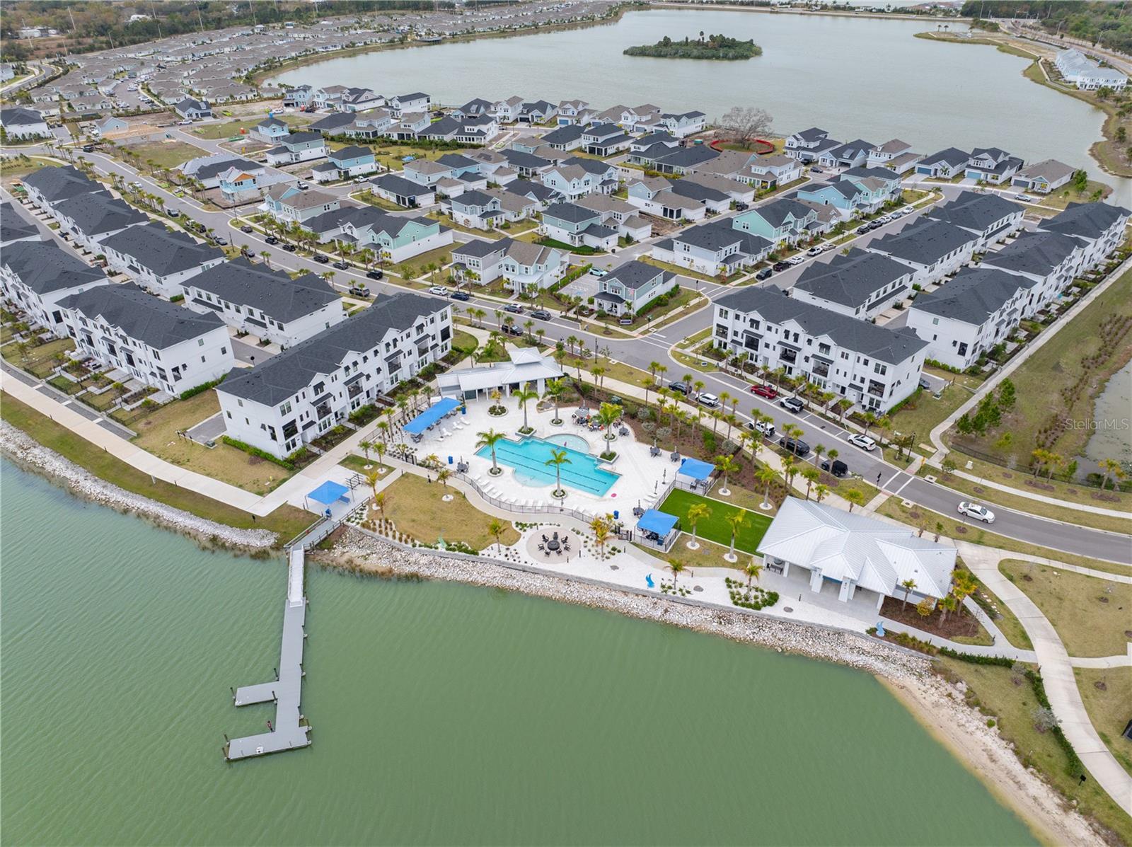 EMERALD LANDING AT WATERSIDE - Residential Lease