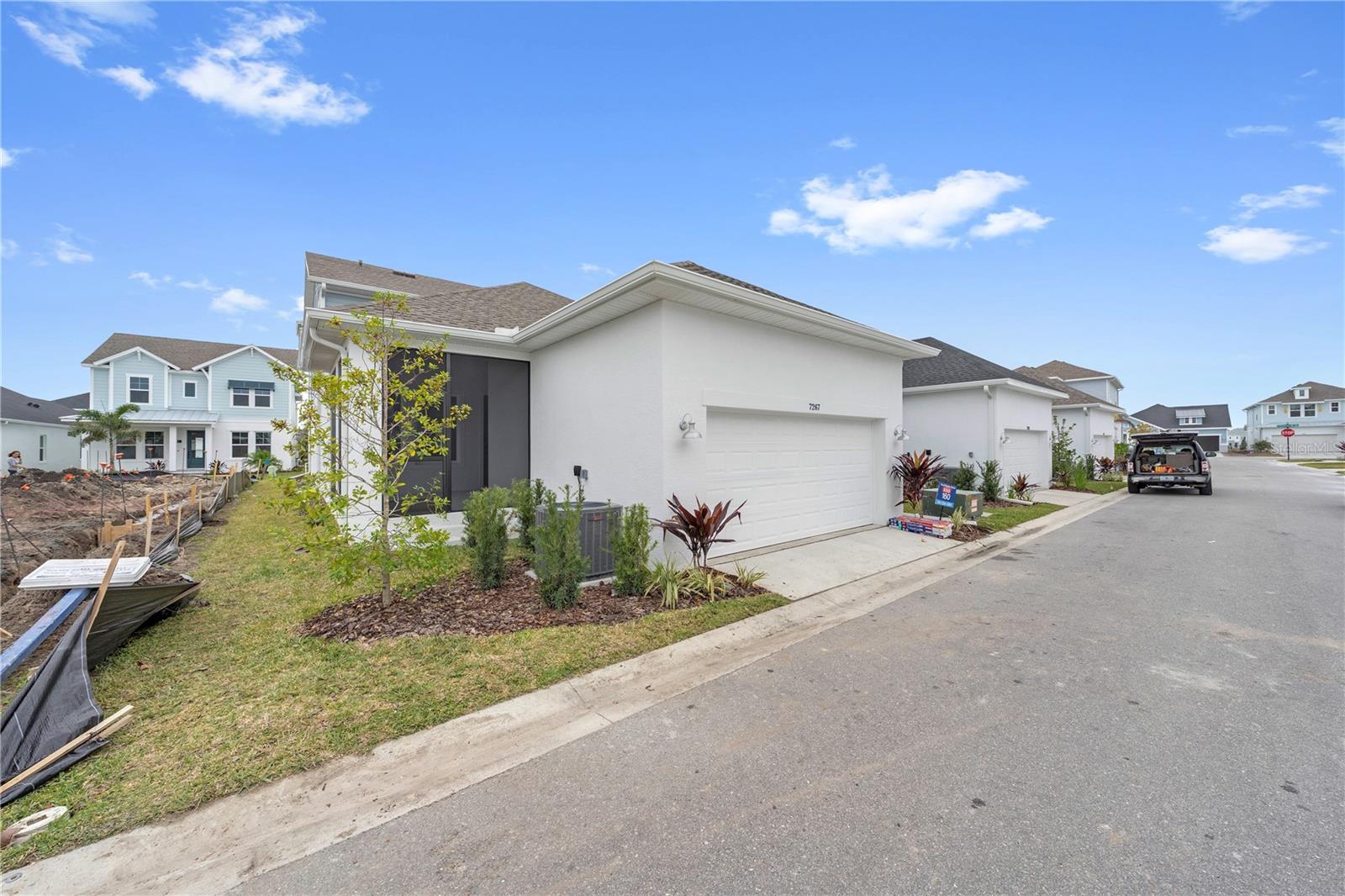 EMERALD LANDING AT WATERSIDE - Residential Lease