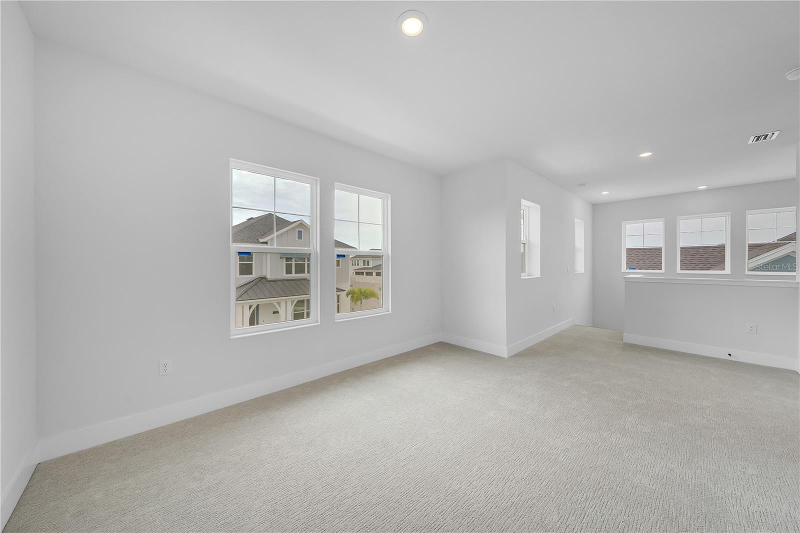 EMERALD LANDING AT WATERSIDE - Residential Lease