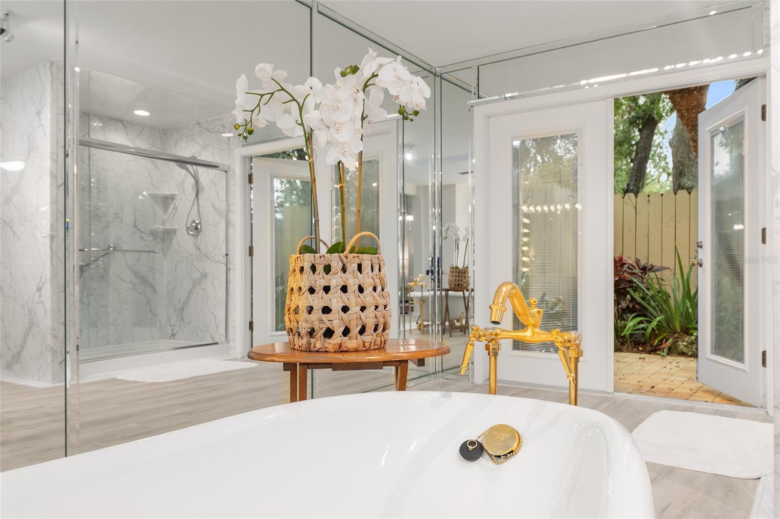 SUNSET ACRES - Residential