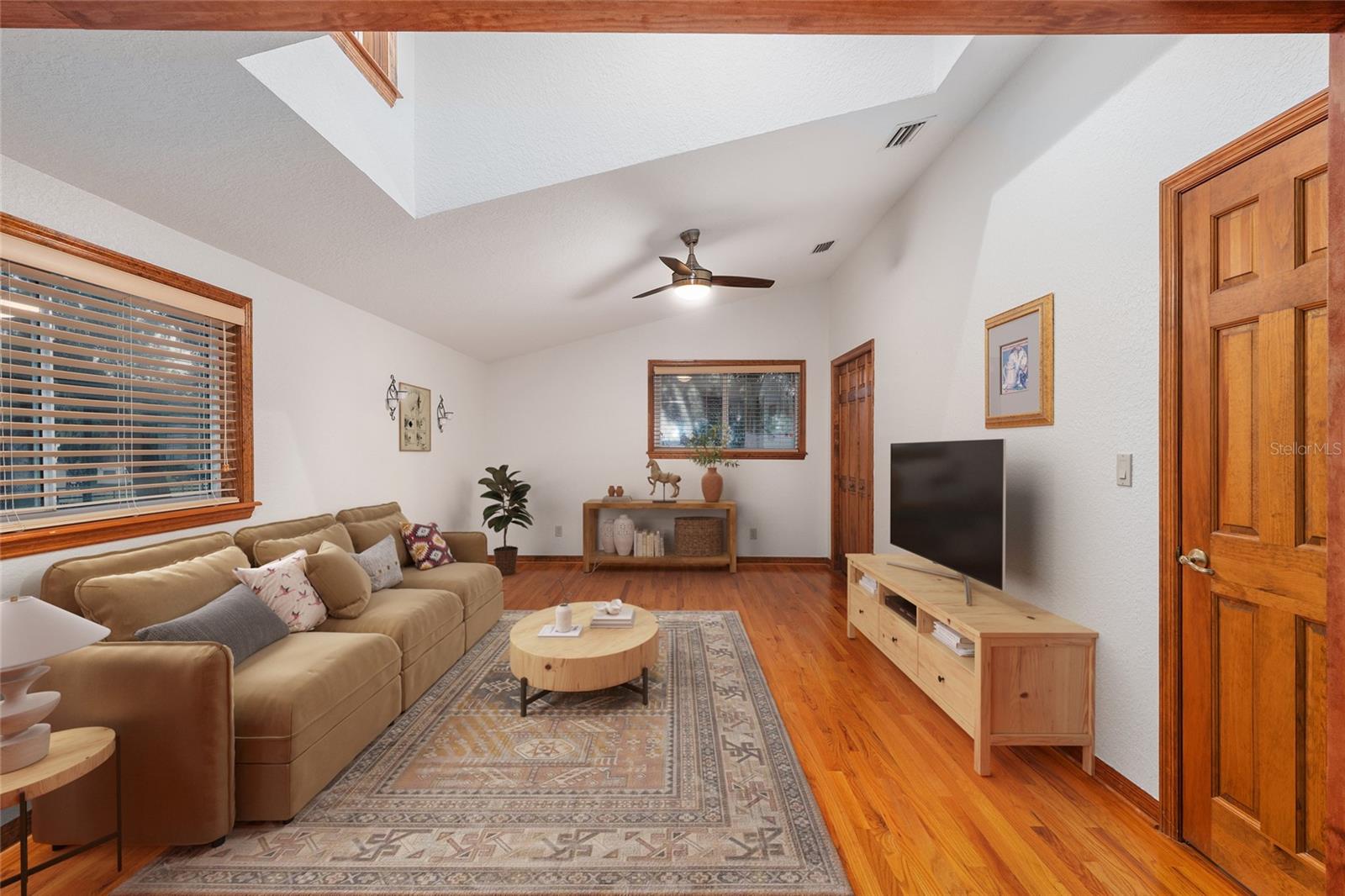 SUNSET ACRES - Residential