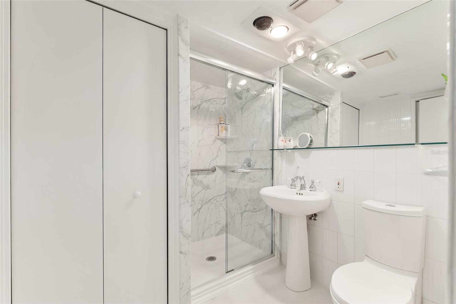 SUNSET ACRES - Residential