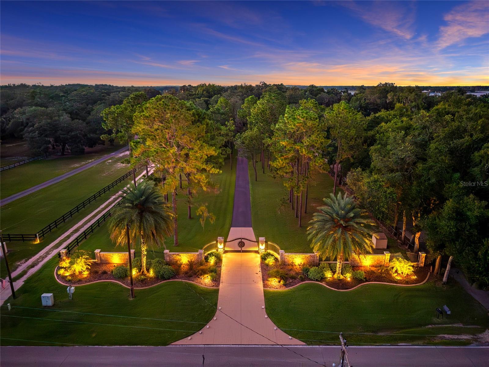 10745 SE SUNSET HARBOR ROAD