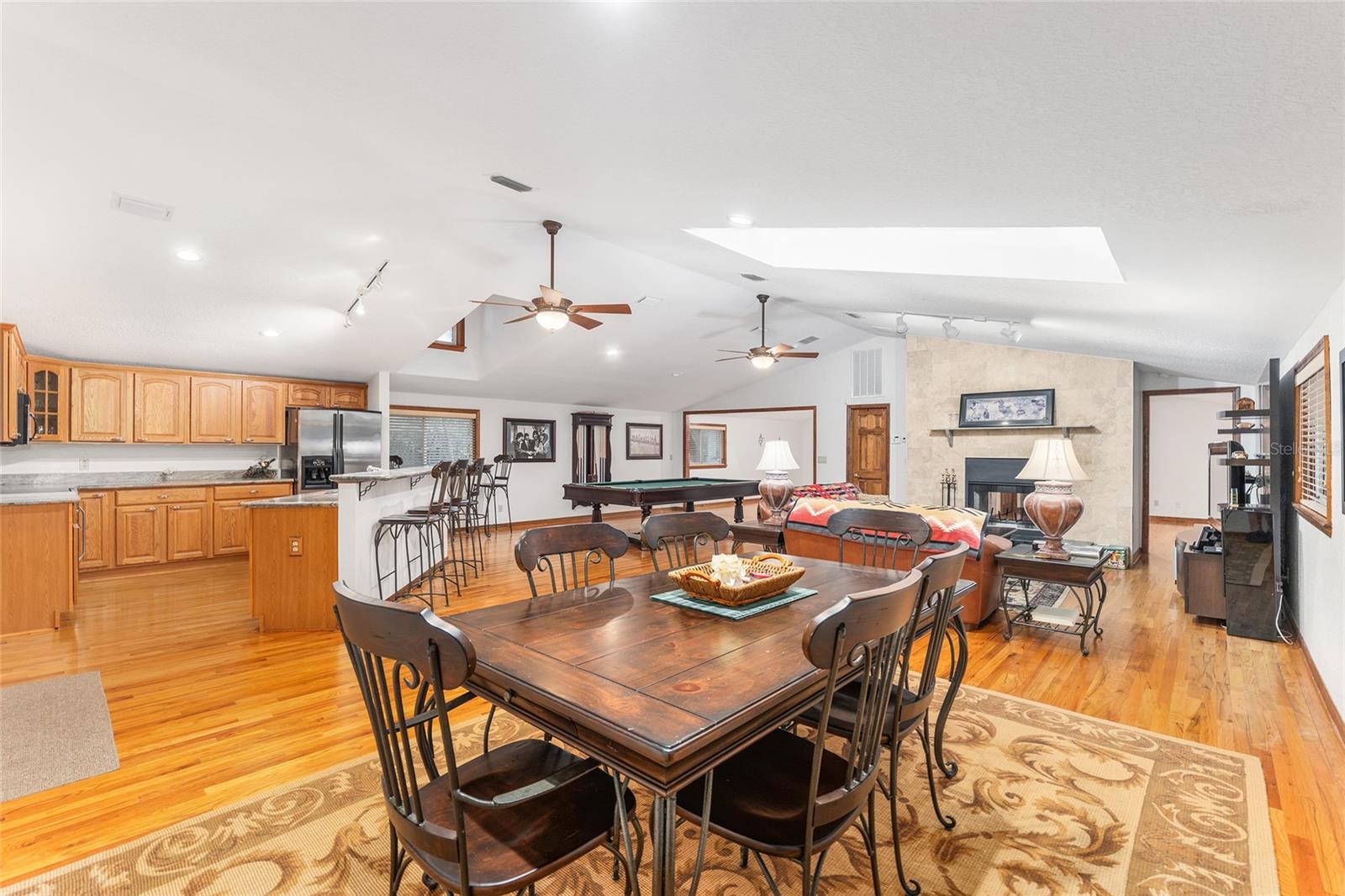 SUNSET ACRES - Residential