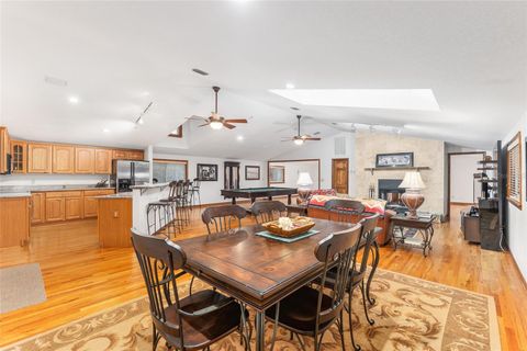 Tiny photo for 10745 SE Sunset Harbor Road, Summerfield, FL 34491 (MLS # OM707627)