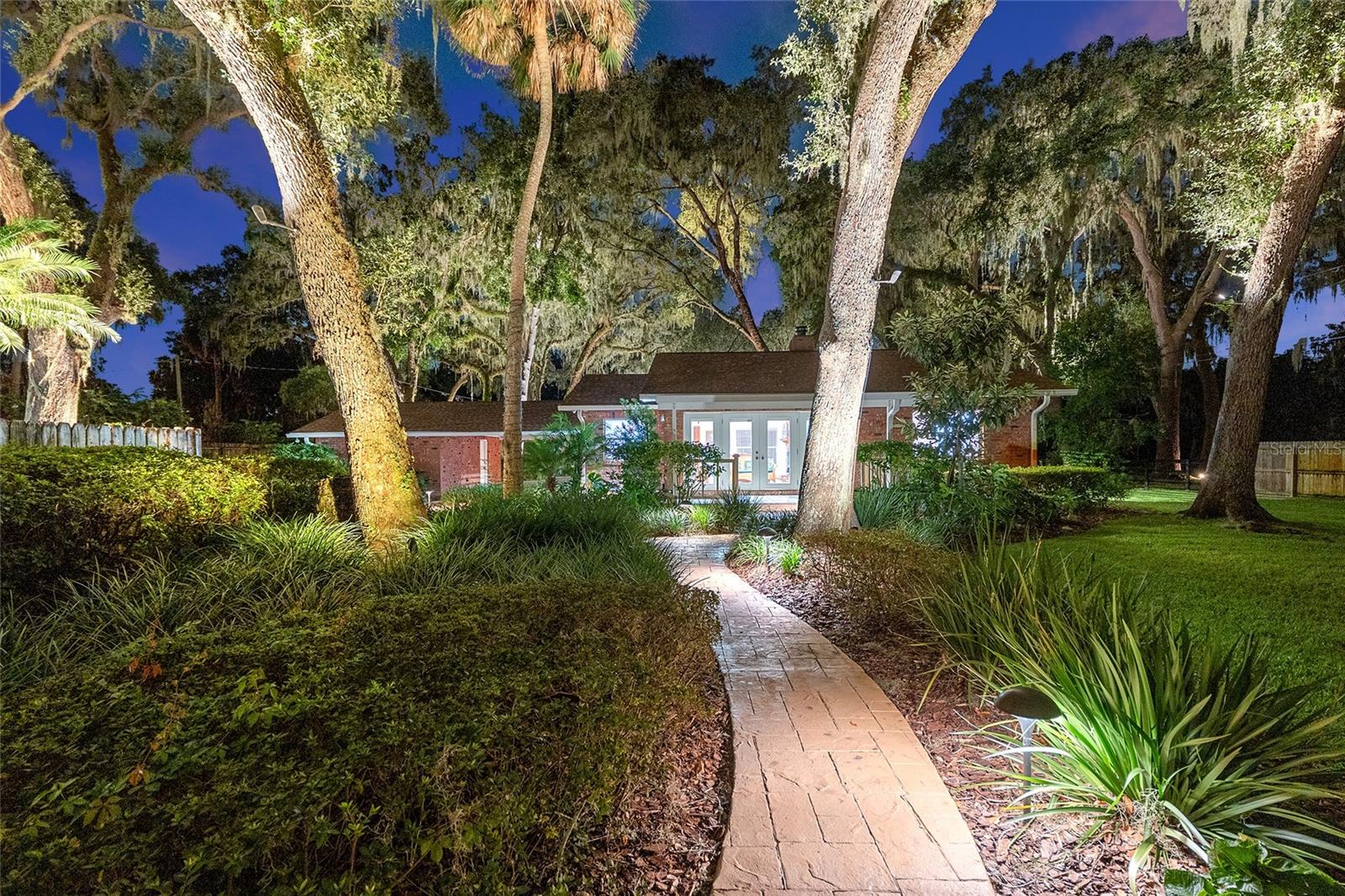 SUNSET ACRES - Residential