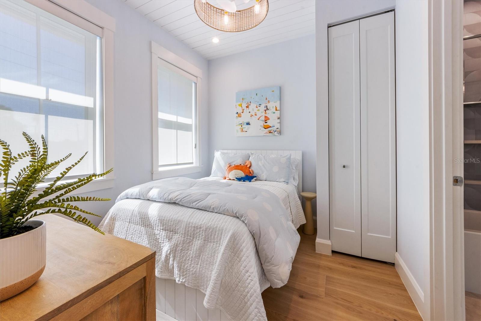 SHORE ACRES FOURTH ADD - Residential