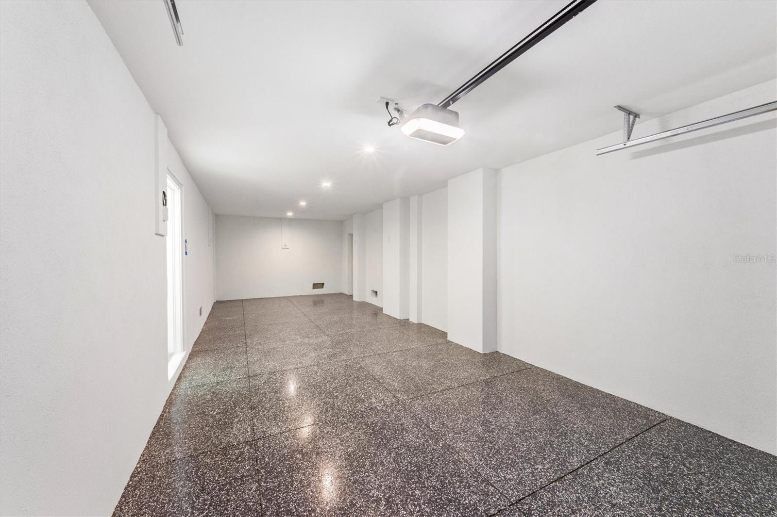 SHORE ACRES FOURTH ADD - Residential