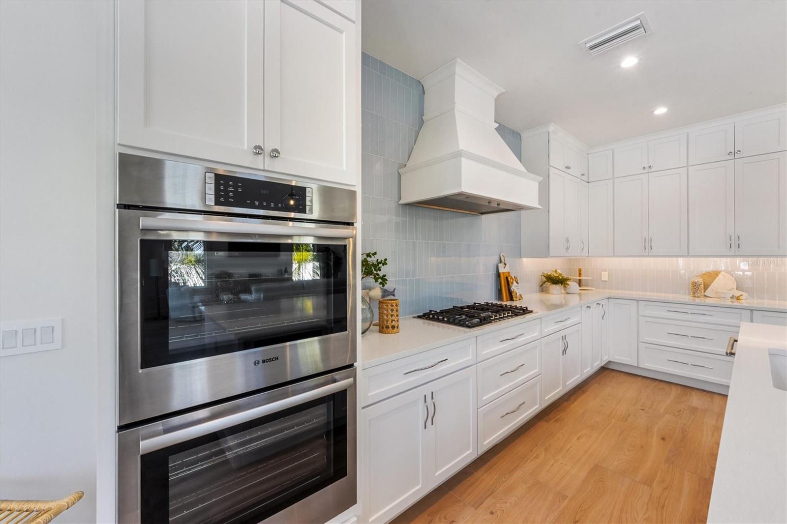 SHORE ACRES FOURTH ADD - Residential