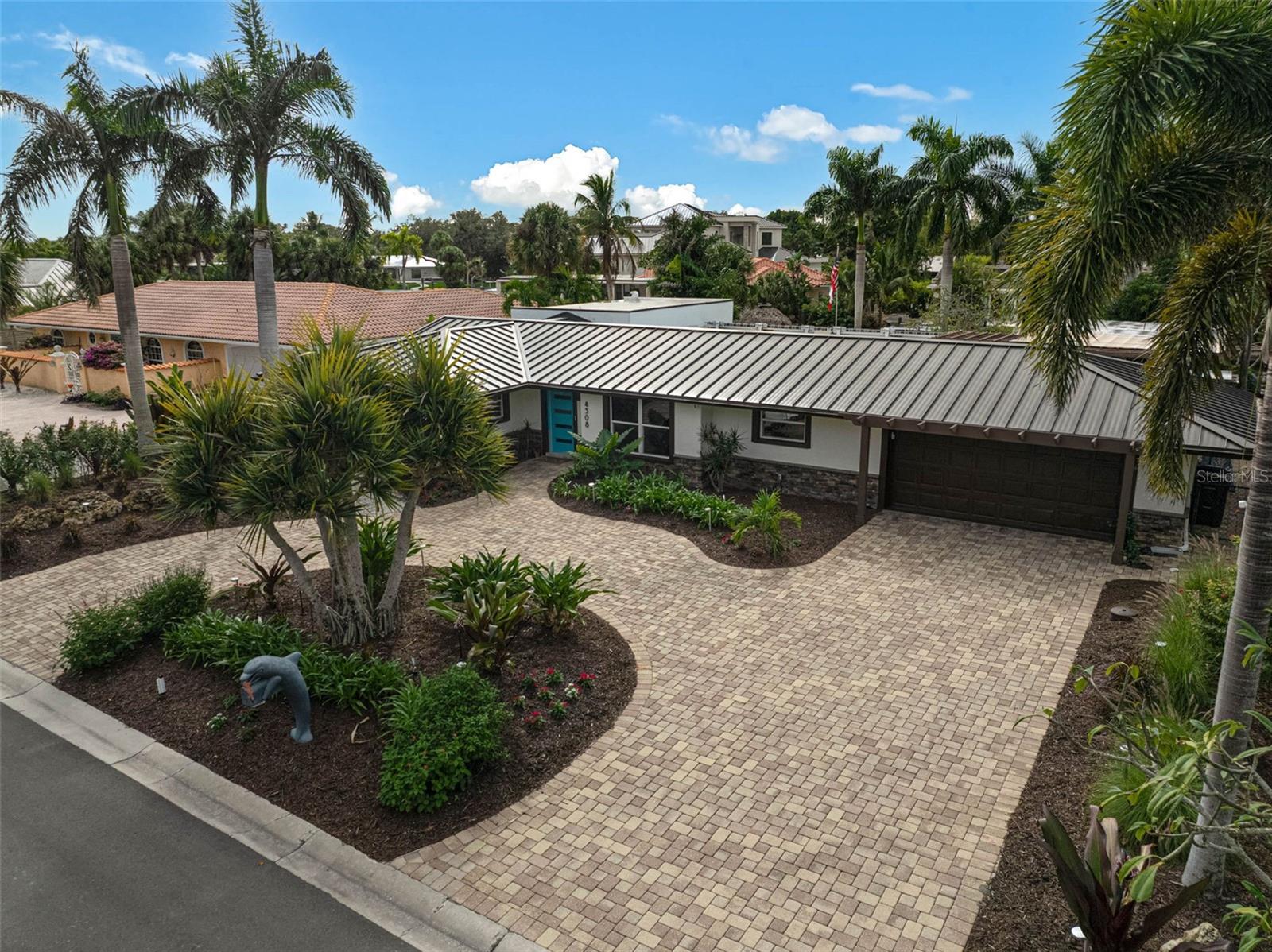 SIESTAS BAYSIDE WATERSIDE WOOD - Residential