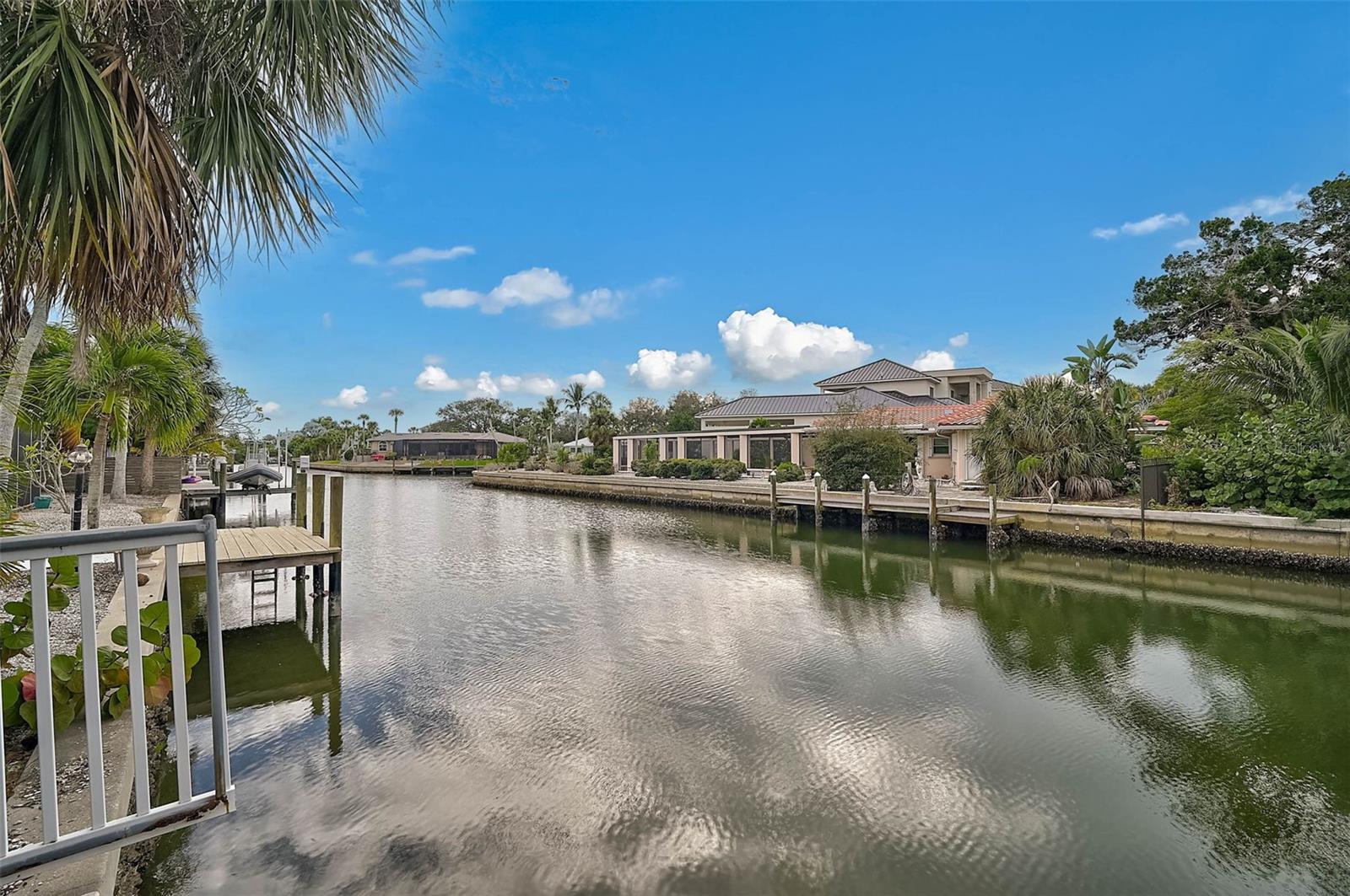 SIESTAS BAYSIDE WATERSIDE WOOD - Residential