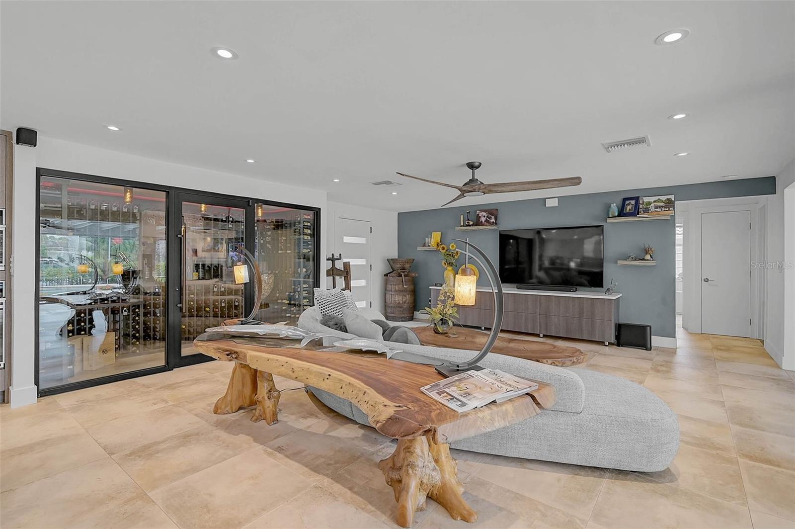 SIESTAS BAYSIDE WATERSIDE WOOD - Residential