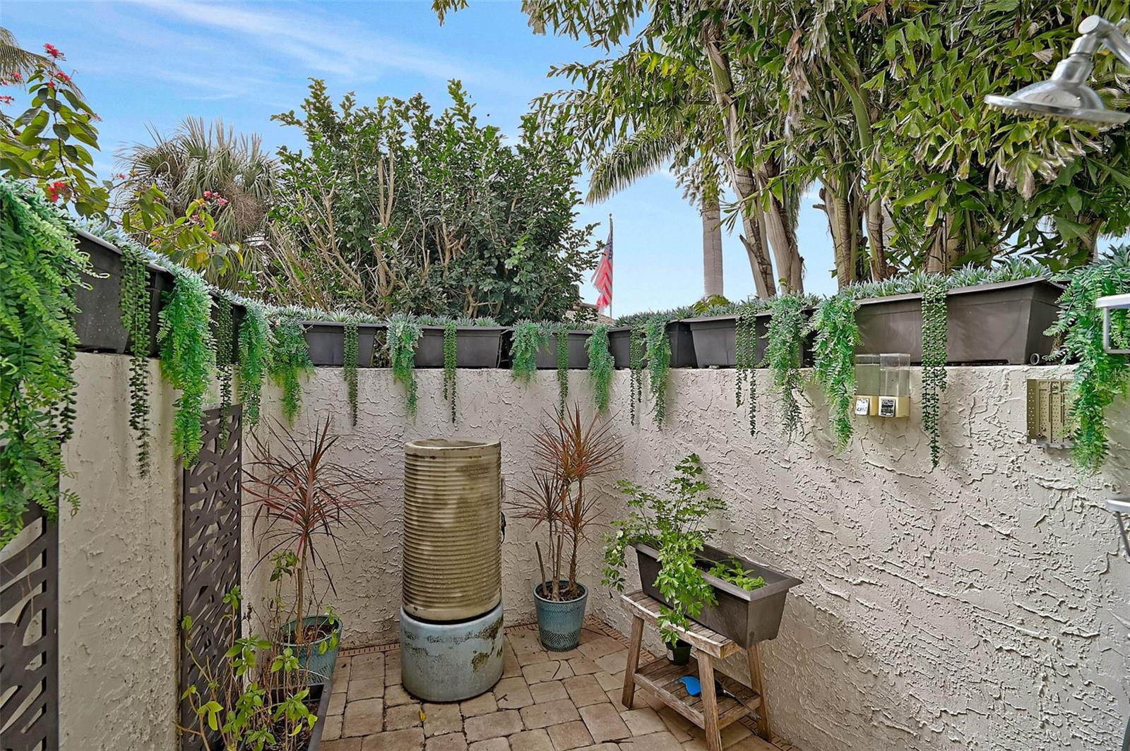 SIESTAS BAYSIDE WATERSIDE WOOD - Residential