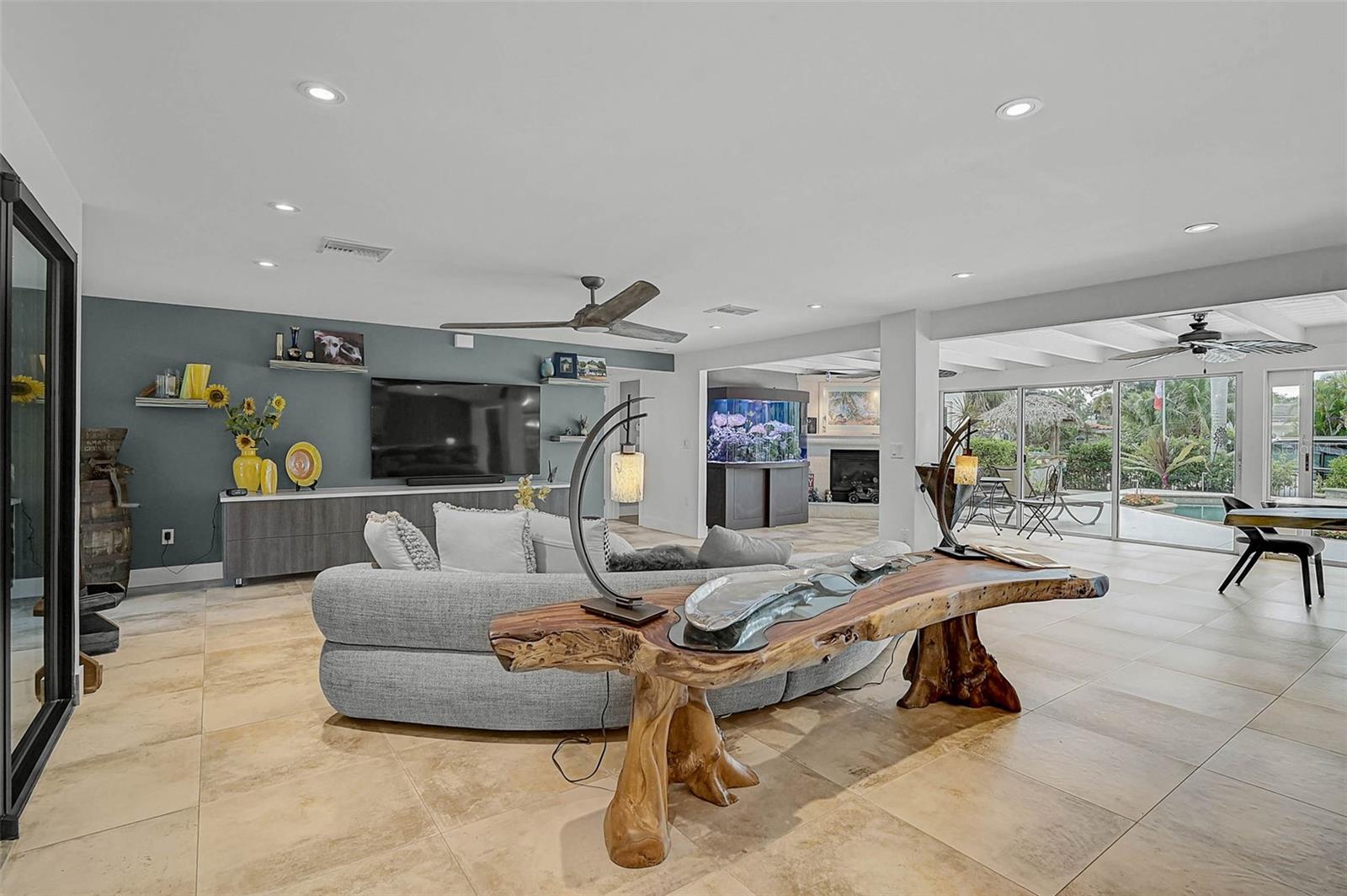 SIESTAS BAYSIDE WATERSIDE WOOD - Residential