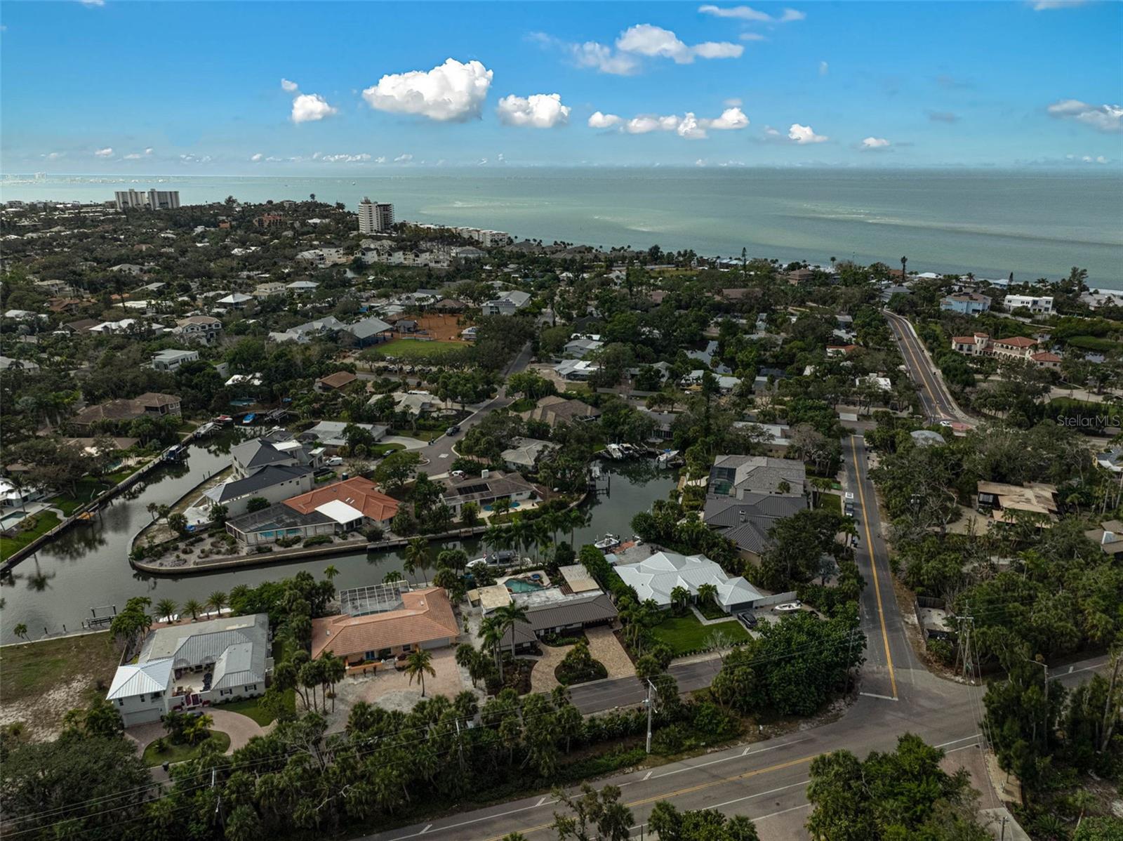 SIESTAS BAYSIDE WATERSIDE WOOD - Residential