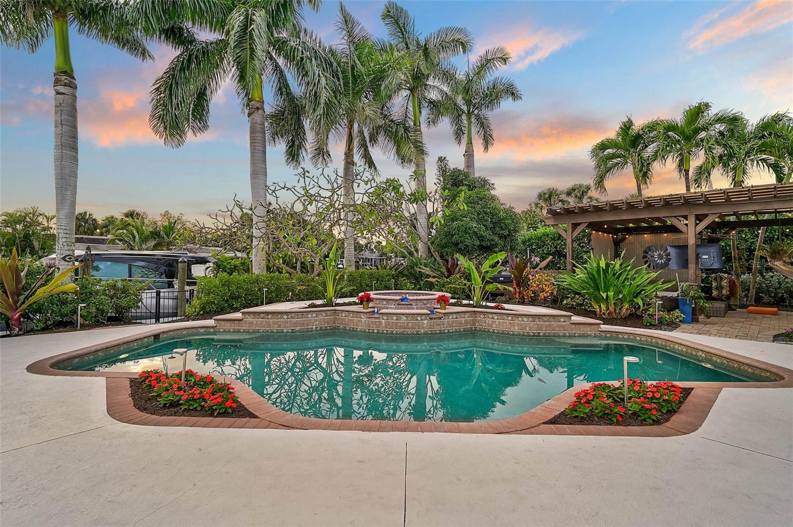 SIESTAS BAYSIDE WATERSIDE WOOD - Residential