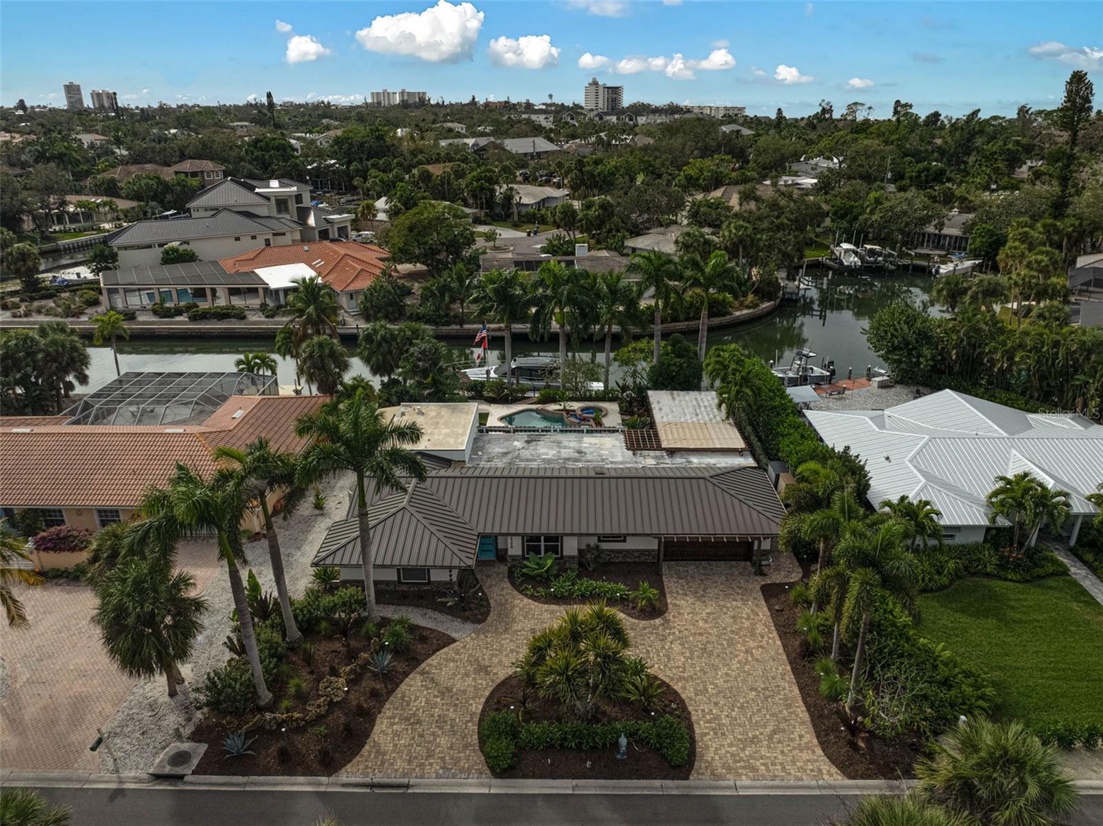 SIESTAS BAYSIDE WATERSIDE WOOD - Residential