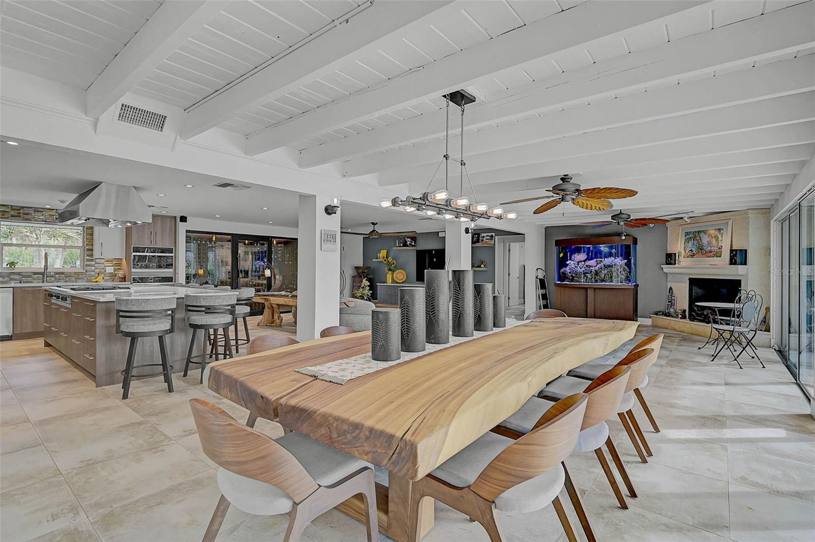 SIESTAS BAYSIDE WATERSIDE WOOD - Residential