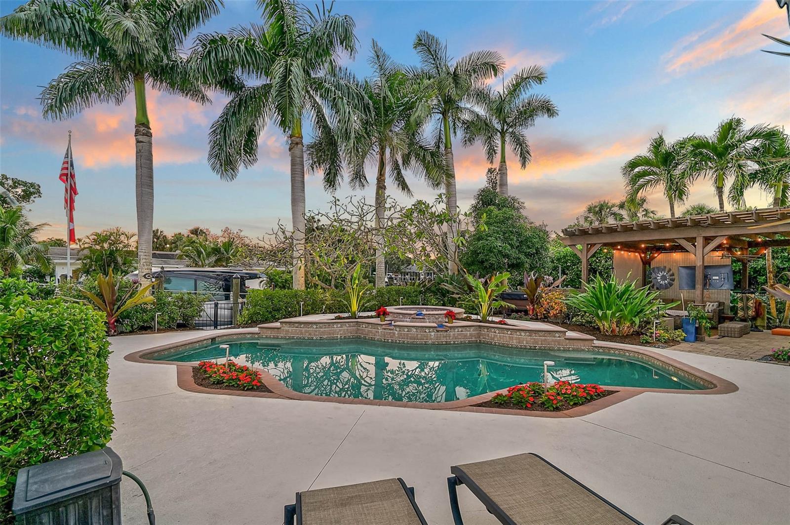 SIESTAS BAYSIDE WATERSIDE WOOD - Residential