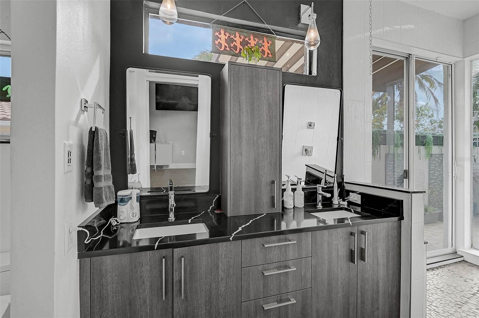 SIESTAS BAYSIDE WATERSIDE WOOD - Residential