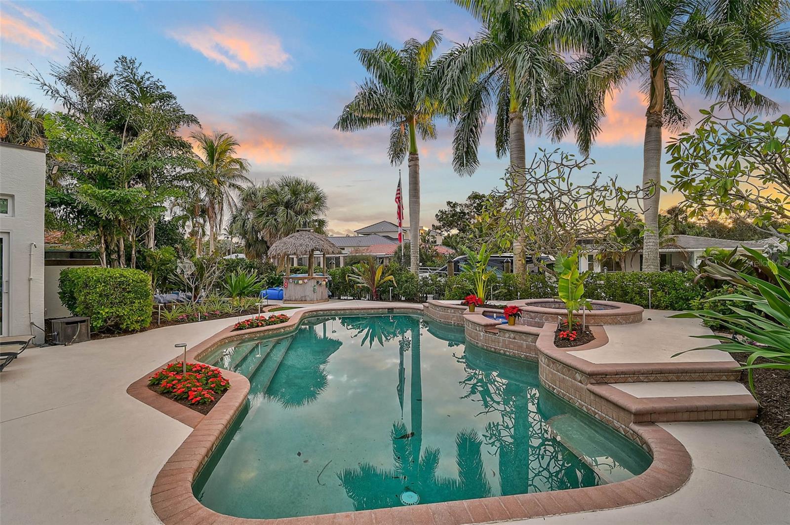 SIESTAS BAYSIDE WATERSIDE WOOD - Residential