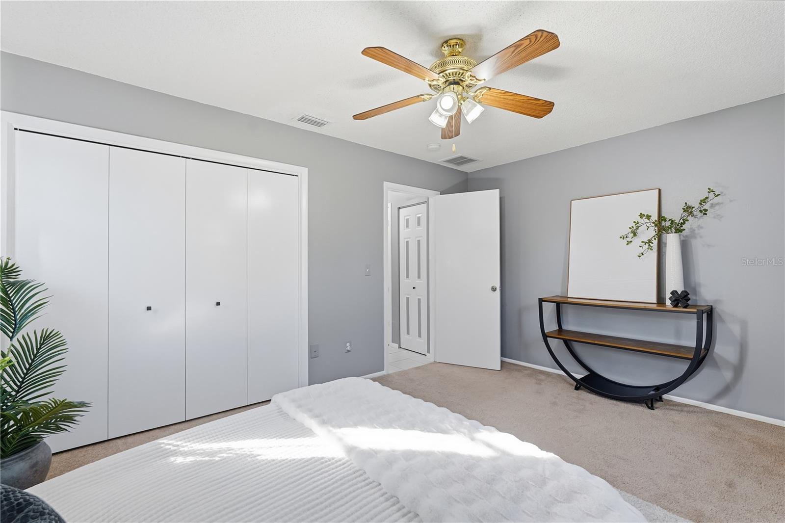 RICHEY LAKES - Residential