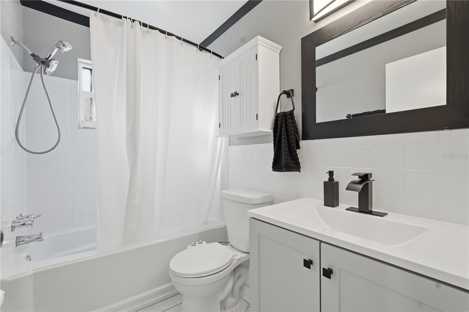 RICHEY LAKES - Residential