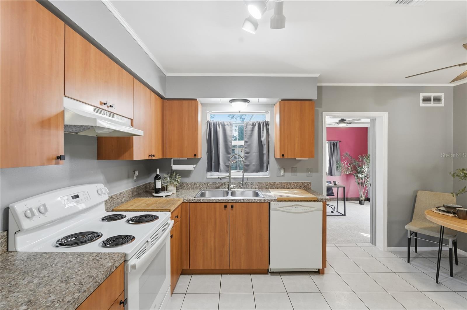 RICHEY LAKES - Residential