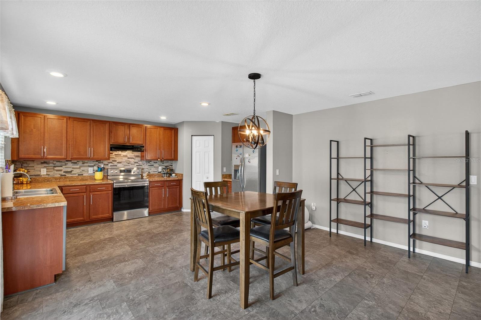 MOSS LANDING PH 1 - Residential