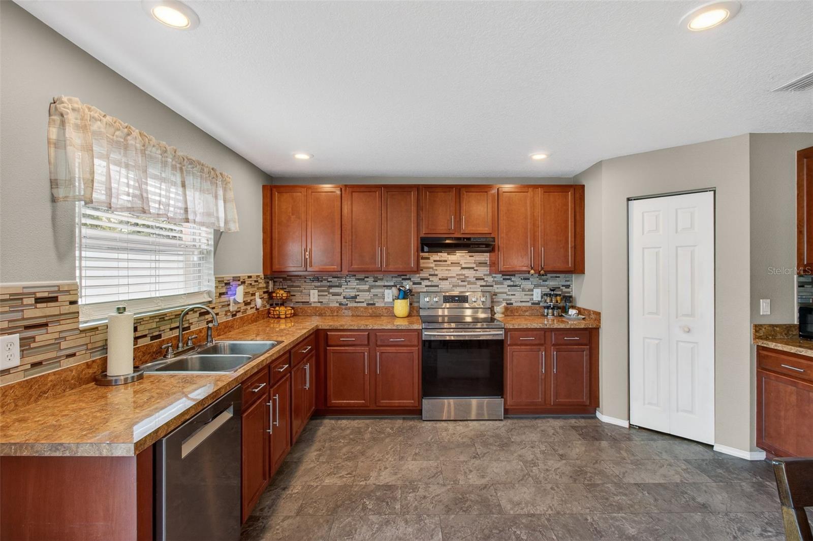 MOSS LANDING PH 1 - Residential